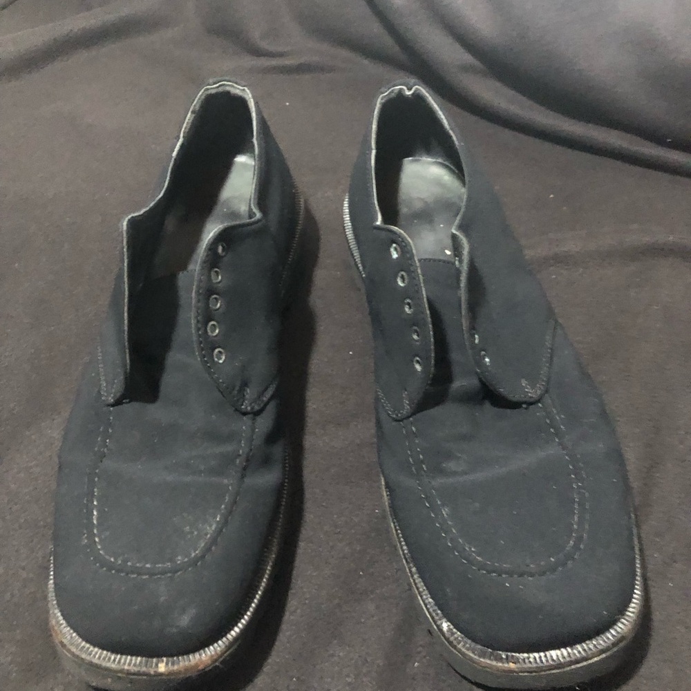 Donald J. Pliner Black Oxfords with Suede Finish